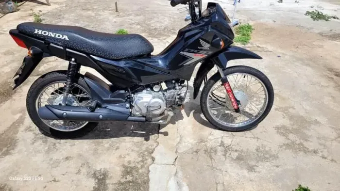 Honda Biz 2024/2025 - Só 2.000 km! Única dona, novinha! Oportunidade! 