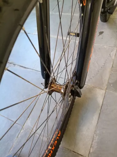 Bicicleta OX Aro 29 - Completa com Capacete, bomba de ar e cadeado