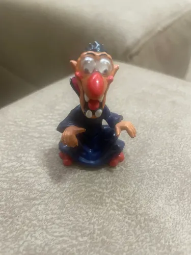 Brinquedo Kinder Ovo - Vampiro