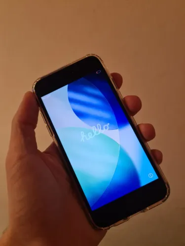 iPhone SE 2020