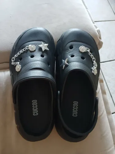 CROCS PRETO