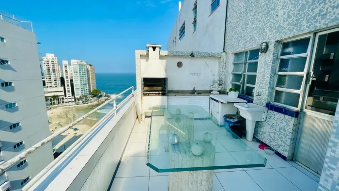 Cobertura Duplex para Locação na Praia da Pitangueiras no Guarujá / SP.