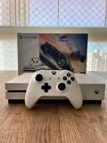 Xbox One S 500GB + 1 controle