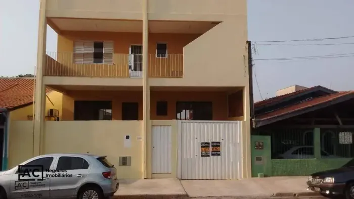 Sobrado com 3 dormitórios à venda, 384 m² por R$ 750.000,00 - Jardim Santa Amélia - Hortol
