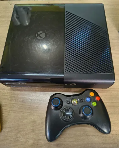 Xbox 360 super slim