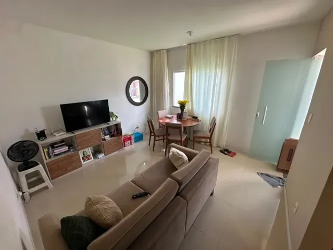 Alugo excelente casa em condomínio no Araçagy