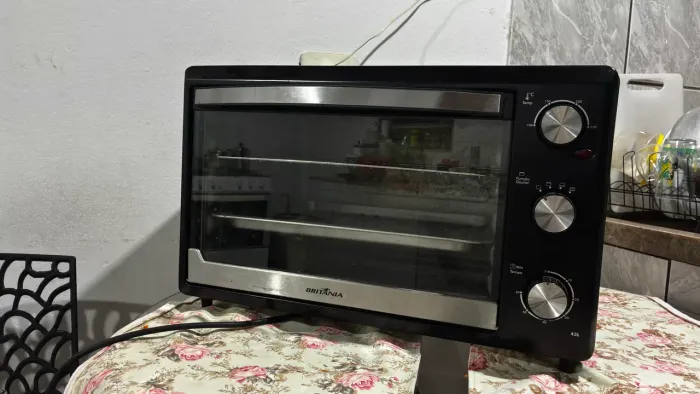 Forno elétrico Britânia 44litros