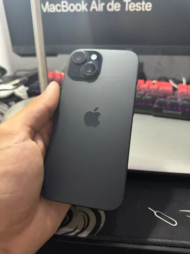 iPhone 15 preto 128GB
