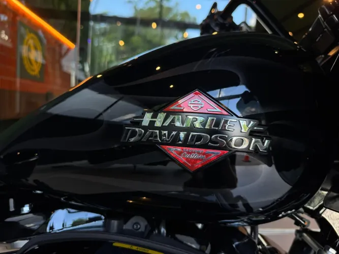 ROAD GLIDE SPECIAL ROAD GLIDE FLTRX PRETA 2025/2025