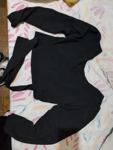 Cropeed preto dois em um