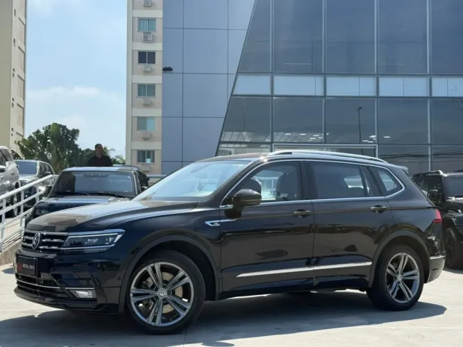 Volkswagen Tiguan Allspac Comf 250 TSI 1.4 Flex 2020