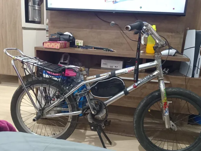 Bike montadinha aro 20 cromada estilo SP