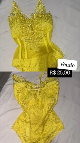 Body renda amarelo