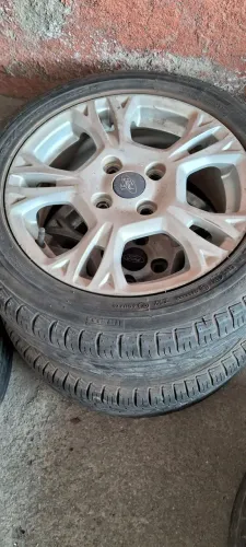 Rodas ford fiesta aro 15