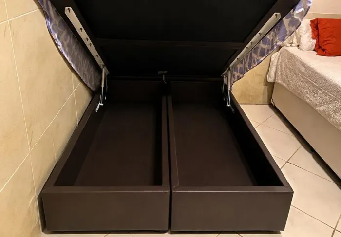 Cama box Queen completa R$1.500