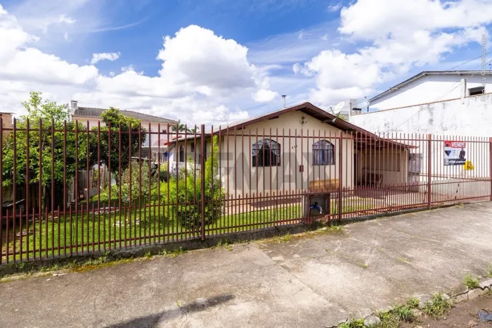 Casa á venda Bairro Brusque