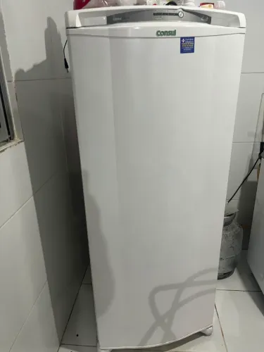 Geladeira cônsul pra vender