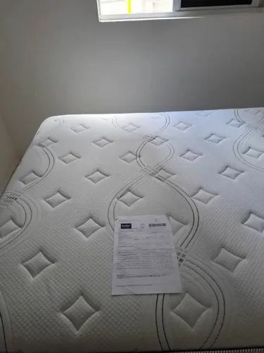 Vendo ou troco colchão novo com nota