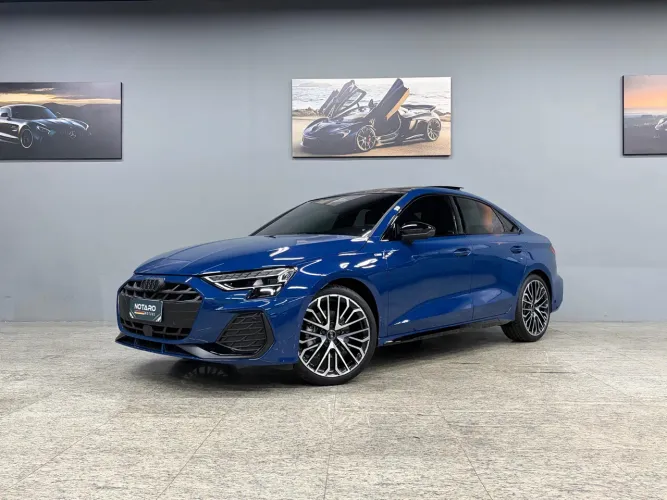 Audi A3 Sed. Perform. Black 2.0 TFSI S-tronic 2026