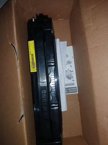 Toner Samsung CLT-Y506L Amarelo