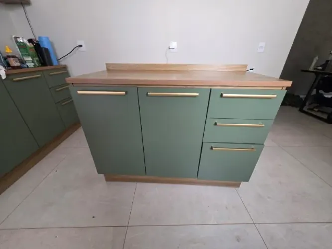 Balcão com Tampo 2 Portas 3 Gavetas 120cm MDP Botanic Kappesberg - Nog. Fosco/Verde Oliva
