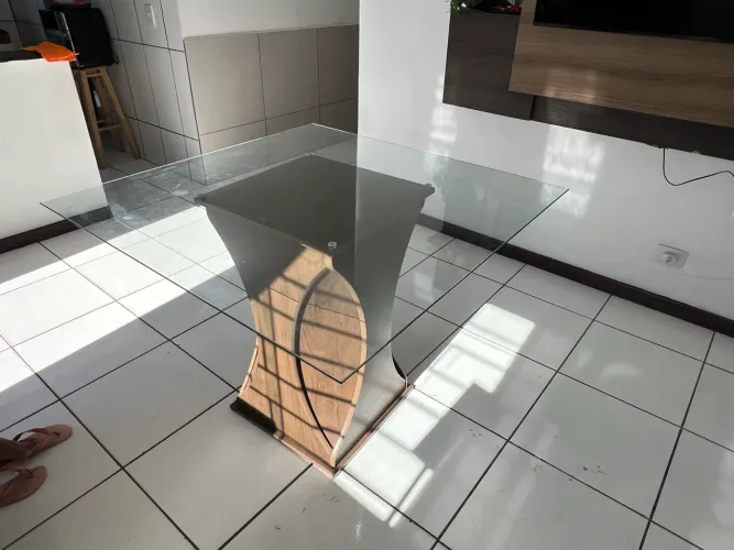 Mesa de 4 cadeiras 