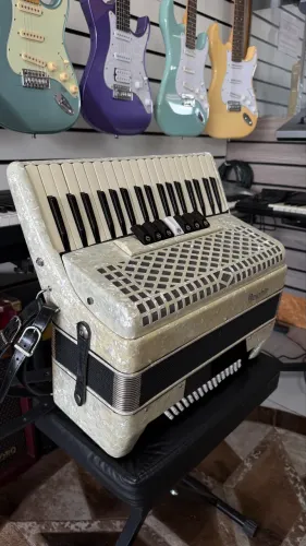 Acordeon gaita Dolphin 80 baixo 