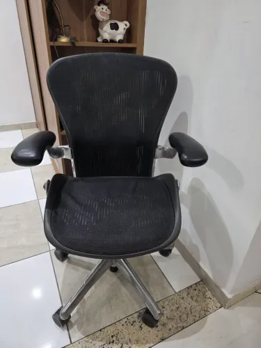 Cadeira de escritório Herman Miller