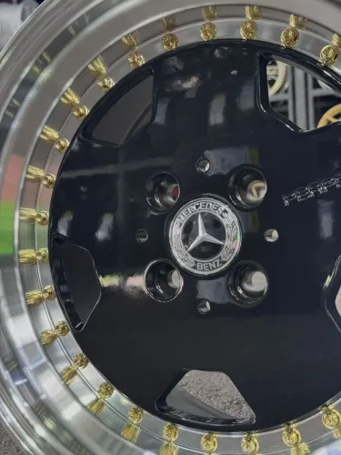 Rodas Mercedes monobloco aro 15