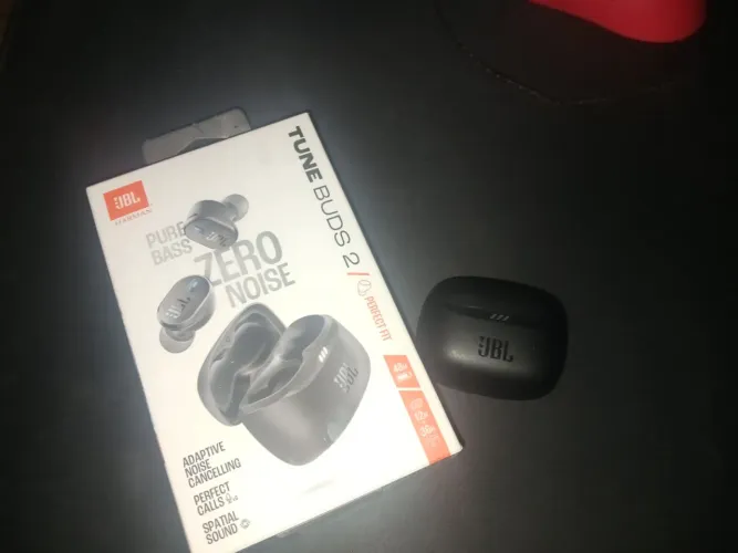 Fone jbl Bluetooth perfeito para academia e corrida