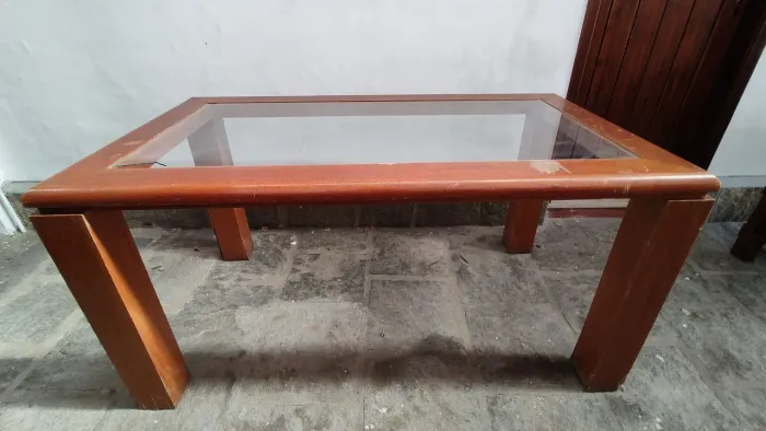 Mesa de madeira + 6 cadeiras (conjunto)