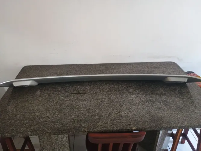 Aerofólio de Corolla semi novo