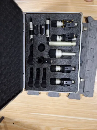 Kit Microfones vokal + condensador MXL 991