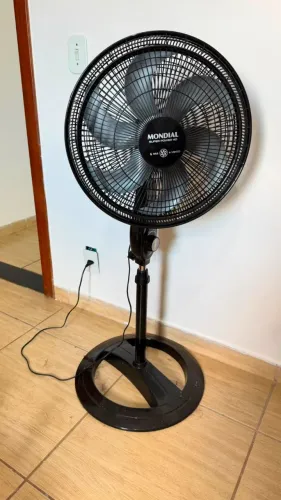 Ventilador de Coluna Mondial Super Power 40 - Quase Novo