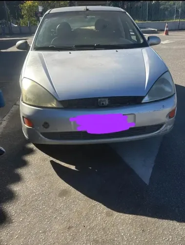 Ford Focus 1.8 16V 5P 2003