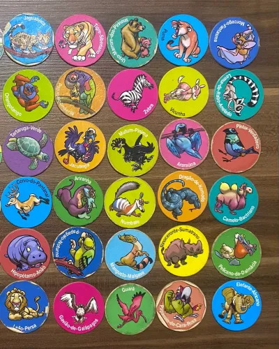 Lote tazos animais 