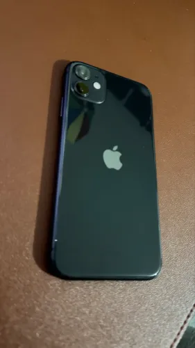 Iphone 11 em excelente estado + capinhas e cabo original