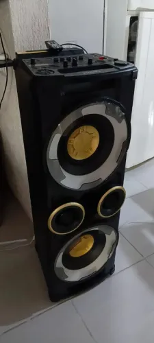 Torre de Som com defeito