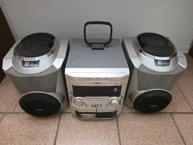 Som Philips 300W - CD e fita cassete