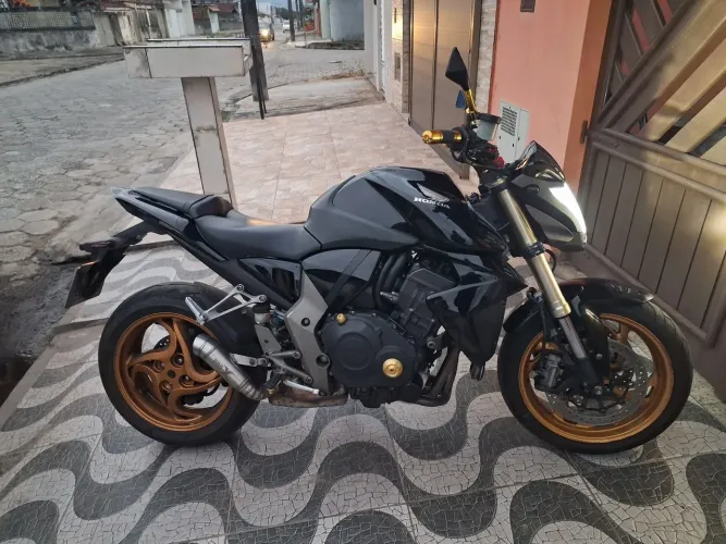 Honda CB 1000R