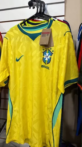 Vendo camisa do Brasil (Primeira Linha) - Tamanho GG
