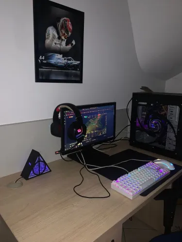 PC DE ENTRADA MAIS MESA