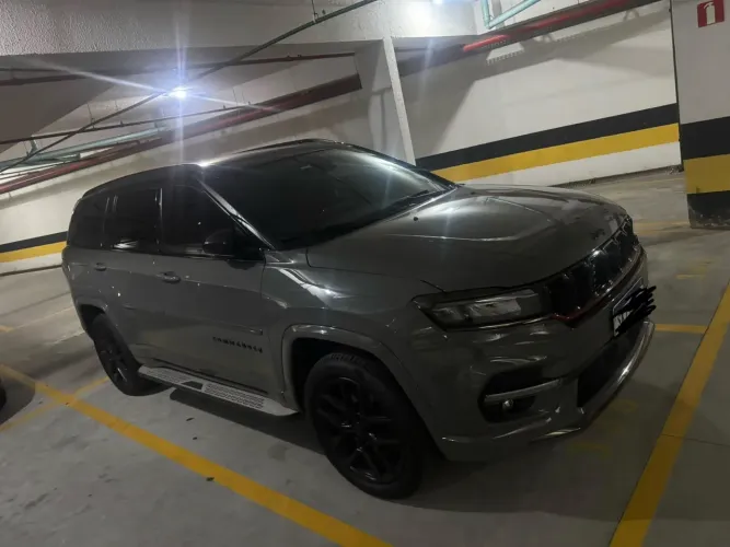 Jeep Commander Black Hurricane 2.0 4X4 TB AUT 2025