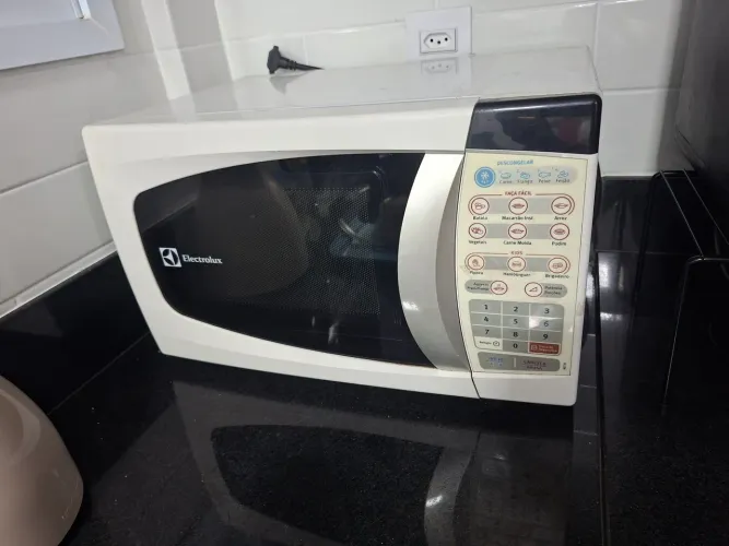 MICROONDAS 20 LITROS ELECTROLUX
