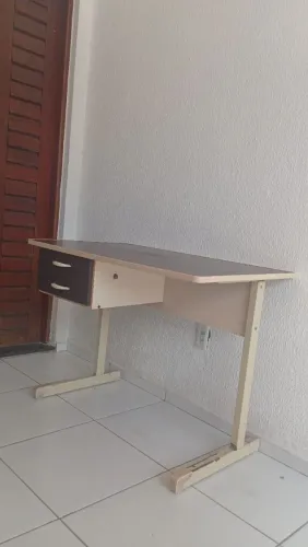 ESCRIVANINHA COM CHAVE INCLUSA