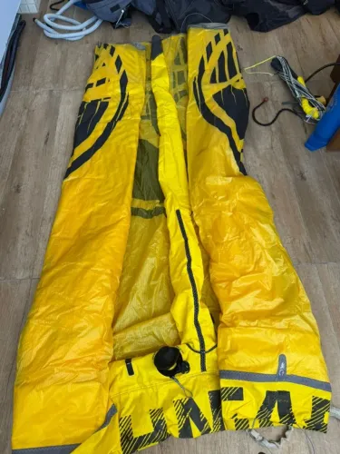 VENDE-SE KITE COM EQUIPAMENTO COMPLETO