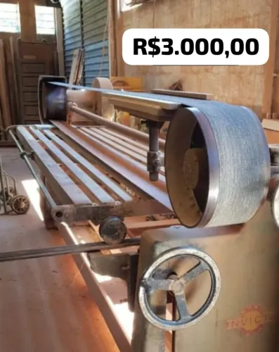 Maquina de marcenaria 