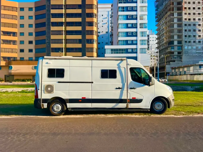 Renault Master 2.3 DCI Furgão 16V Diesel 2014