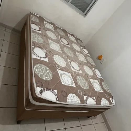 Cama box queen