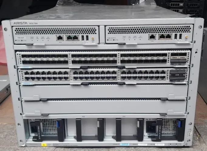 Switch Chassi modular para data center da série 7300 